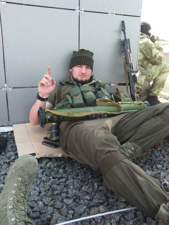 26 травня 2014 року. Перший бій в Донецькому аеропорту і розгром російського загону Искра - розповідь спецназівця 3-го полку, позивний Турист, який першим дав команду відкрити вогонь 06