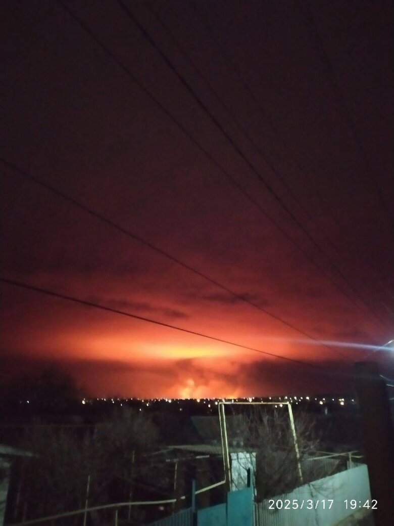 Окупанти стверджують, що горить очерет