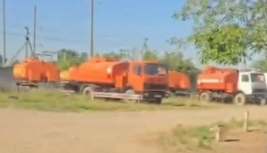 Росіянин поскаржився, що купує бензин у "кримських бандюків": "Впервые столько налички в сумке вожу, очко играет ужас просто". ВIДЕО