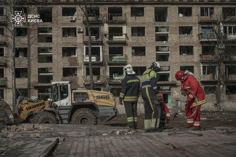 Kyiv after the ballistic missile strike