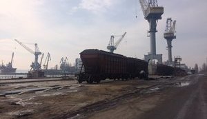 Податківці в Миколаївській області зупинили спробу незаконного експорту кукурудзи вартістю 4,7 млн грн. ФОТОрепортаж