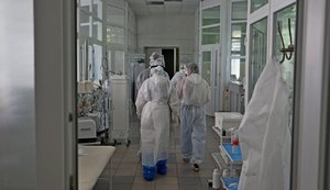 Тяжелые формы COVID-19 встречаются все чаще, вирус мутирует, - Степанов