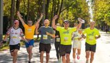 Біжимо за бригаду "Хартія": у Відні відбувся благодійний забіг Tryzub Run до Дня Незалежності
