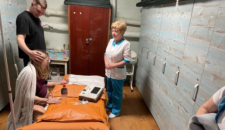 Жизнь не прекращается даже во время обстрелов, - в укрытии Нововолынской больницы родился мальчик. ФОТО
