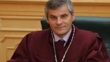 Суддя Конституційного Суду Мельник пішов у відставку