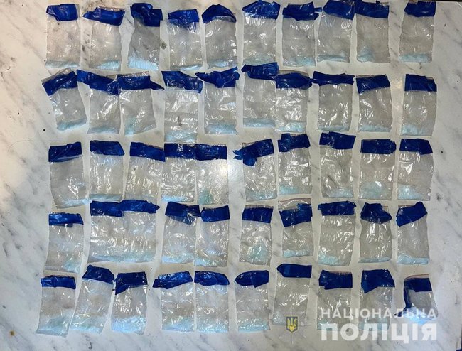 Поліцейські Маріуполя припинили діяльність інтернет-магазину з продажу особливо небезпечних наркотиків 03 Поліцейські Маріуполя припинили діяльність інтернет-магазину з продажу особливо небезпечних наркотиків 03