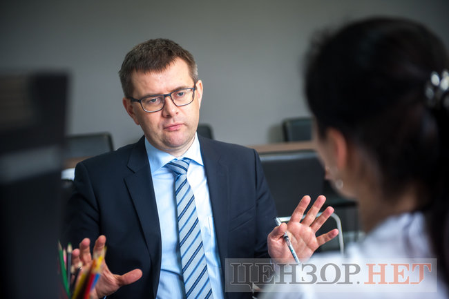Заповідник є буферною зоною до території, на якій розміщуються заводи з переробки радіоактивних відходів, - голова Держагентства з управління зоною відчуження Віталій Петрук 03