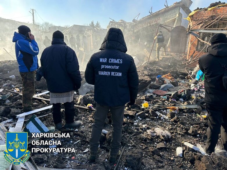 Две женщины погибли в результате обстрела рынка в Шевченково. Ранены 4 человека, в том числе 10-летний ребенок, - прокуратура 01 Две женщины погибли в результате обстрела рынка в Шевченково. Ранены 4 человека, в том числе 10-летний ребенок, - прокуратура 01