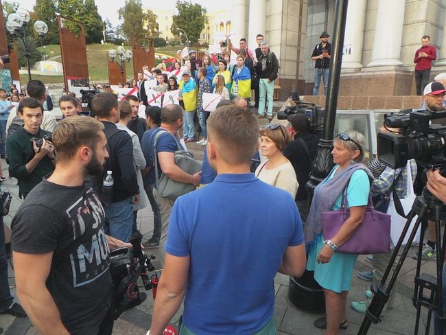 Червона лінія, - на Майдані відбулася попереджувальна акція проти видачі Цемаха Росії 10