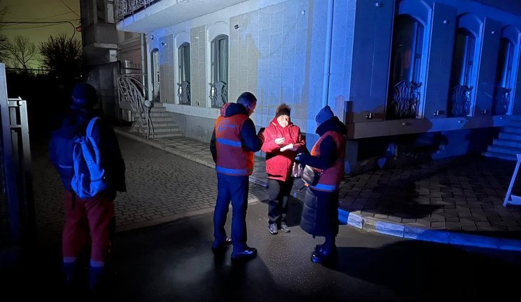 Ночные атаки на Одессу: поврежден объект инфраструктуры, есть раненый. ФОТОРЕПОРТАЖ