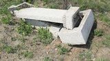 Новый "бизнес" на Донбассе: вандалы разбирают могилы на металлолом. ФОТОрепортаж