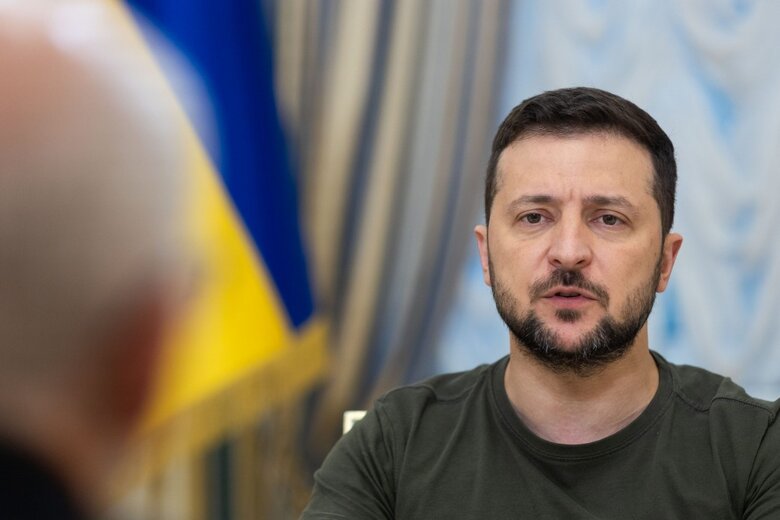 Zelensky thanked US Congress for HIMARS, missiles, and drones 12