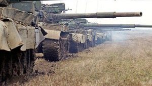 Украина согласовывает с Россией отвод тяжелого вооружения от линии соприкосновения на Донбассе, - Марчук