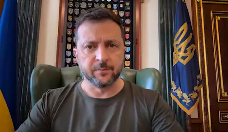 Украина будет продолжать активные защитные операции – других вариантов враг не оставляет, – Зеленский. ВИДЕО