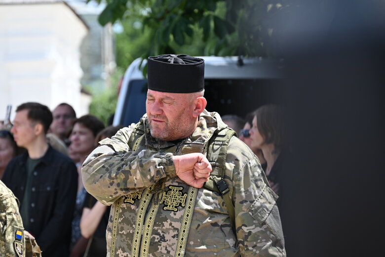 У Києві попрощалися із військовим фотографом Арсеном Федосенком