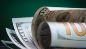 Курс валют НБУ на 2 жовтня: долар додав у ціні, євро подешевшав