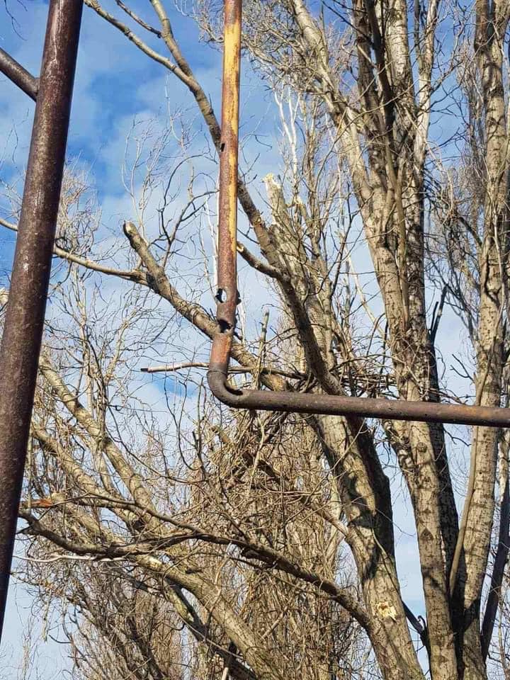 Російські окупанти обстрілюють Щастя та Врубівку: люди без комунікацій, ховаються у бомбосховищах, - голова Луганської ОДА Гайдай 10