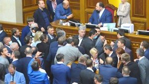 Закон про олігархів: ласкаво просимо до диктатури