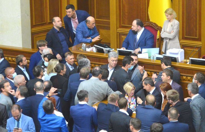 Закон про олігархів: ласкаво просимо до диктатури 02