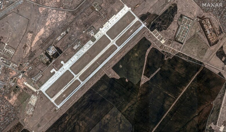 Спутниковые снимки последствий удара по аэродрому "Енгельс-2" в Саратовській області РФ