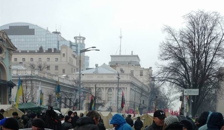 Several political forces launch rallies outside Rada. PHOTOS