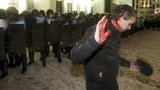 На минском майдане спецназ доказал - "Саня останется с нами". Кровавый ФОТОрепортаж