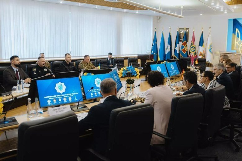 візит іспанської делегації