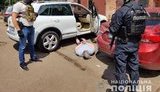 У Кривому Розі поліцейський і депутат вибивали у людей неіснуючі борги, - МВС. ФОТО