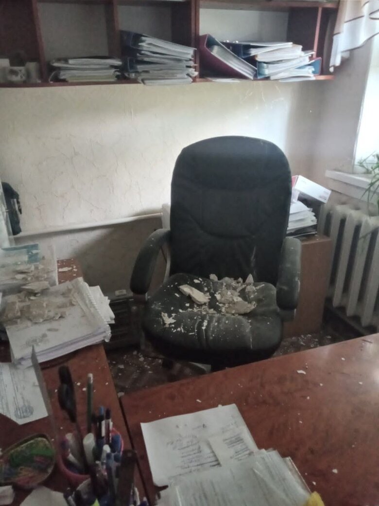 Наслідки мінометного обстрілу Атинського психоневрологічного інтернату на Сумщині 02