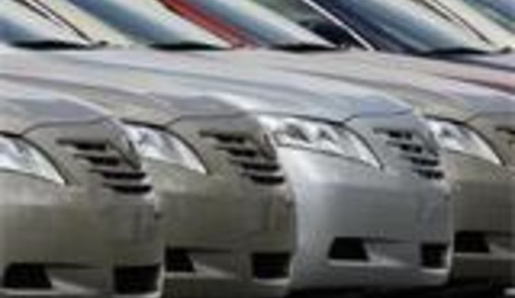 Госстандарт остановил импорт автомобилей. Чиновники создали новую схему поборов