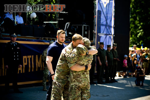 Третя річниця визволення Маріуполя - парад захисників міста 17
