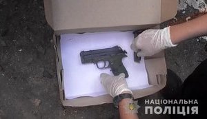 В Одессе вооруженные парни похитили таксиста и требовали деньги, - полиция