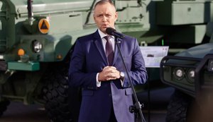 Навроцький
