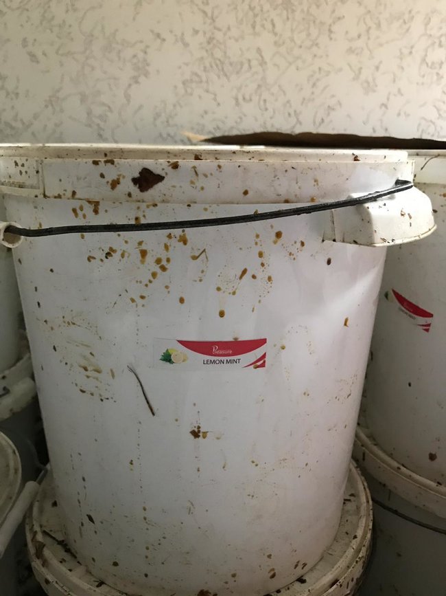 Незаконное массовое производство табака для кальяна ликвидировано на Киевщине: изъято подакцизной продукции почти на 13 млн грн 21