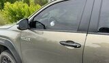 Поліцейське авто обстріляли у Вовчанську