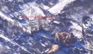 МиГ-29 Сил обороны поразил позиции оккупантов и склад БК бомбами AASM Hammer. ВИДЕО