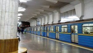 У столиці через повідомлення про "замінування" закрили станцію метро "Олімпійська" (оновлено)