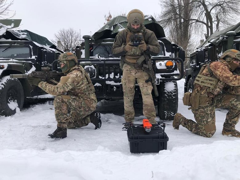 Потрібні кошти на високотехнологічний тепловізійний дрон для українських воїнів, - волонтер Сіхарулідзе 02