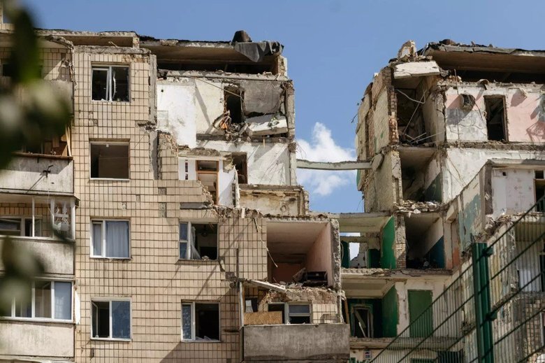Іноземним делегаціям показали наслідки російських ударів по Києву