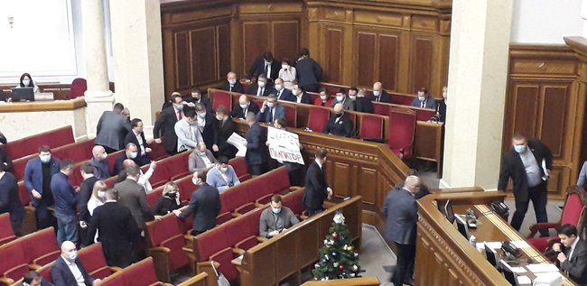 Шкарлет нелегитимный министр: нардепы ЕС протестовали против возможного кнопкодавства при назначении министра образования 01