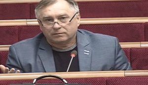 "Подождите! Извините! Я представитель города Мариуполя!", - депутат "Опоблоку" Матвієнков відмовився виступати українською мовою в парламенті. ВIДЕО