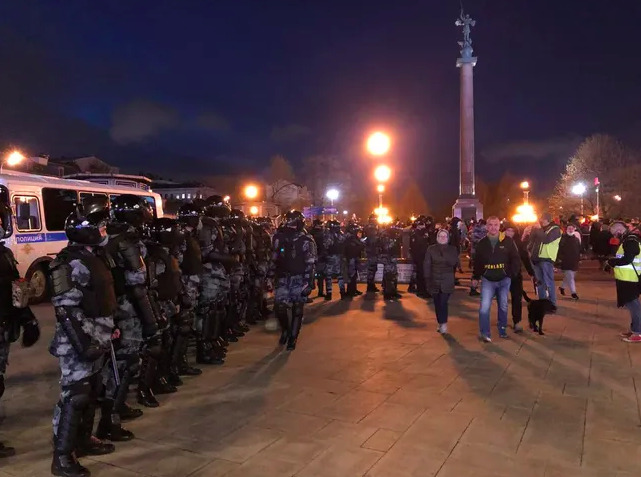 Путін - злодій!: У Росії проходять акції на підтримку Навального 12