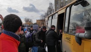 Із Сум до Полтави прямує друга евакуаційна колона