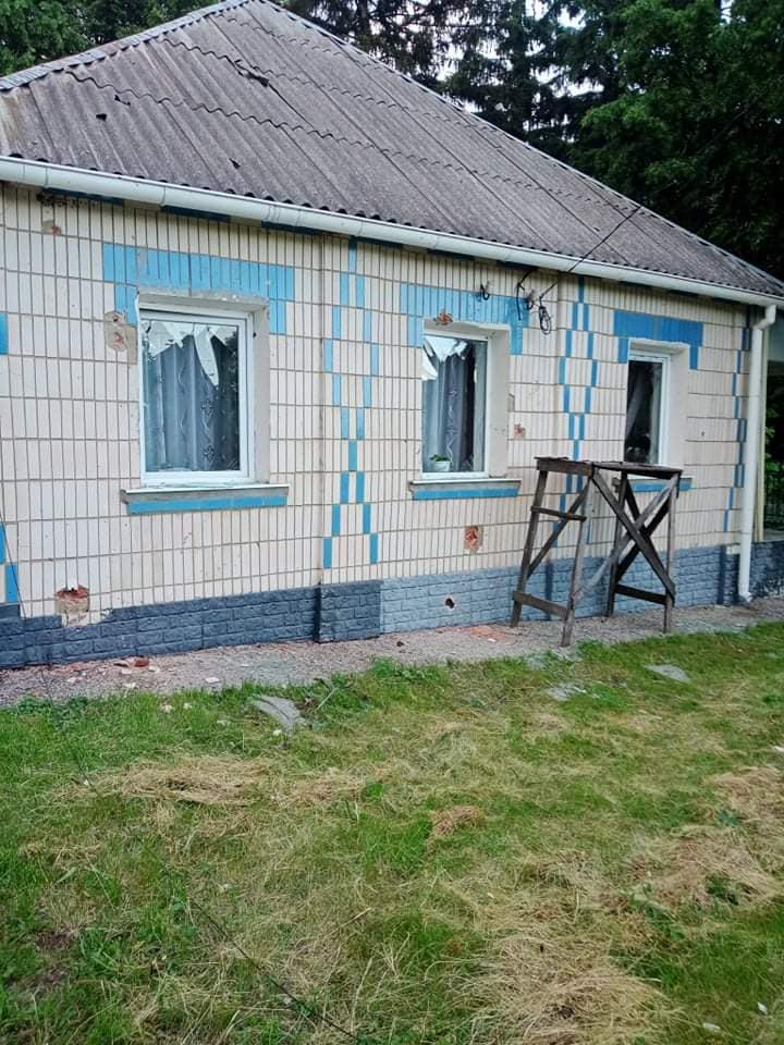 Рашисты с помощью дронов-камикадзе атаковали Краснопольскую громаду в Сумской области, 4 человека ранены, - ОВА 06