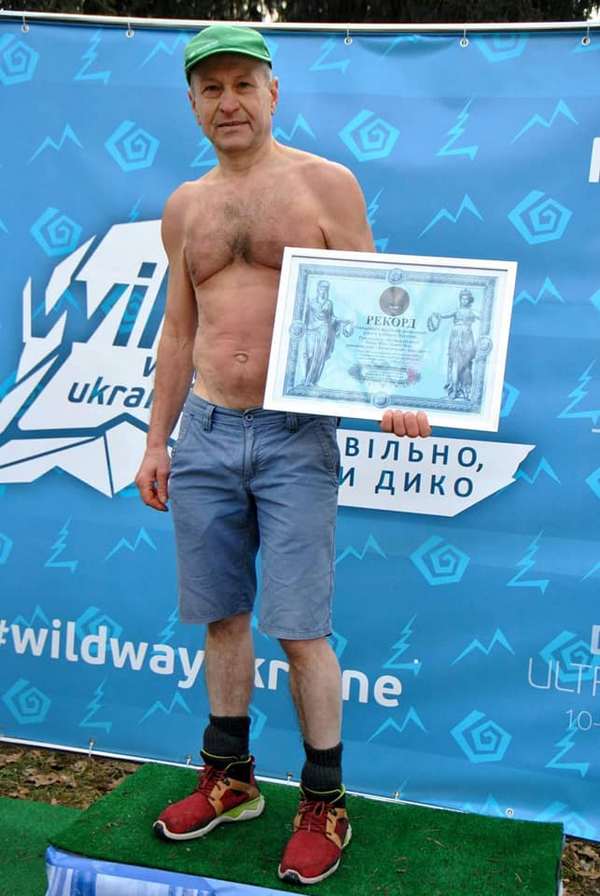 Позицію втримали. Вижили 8 побратимів. Решта загинули, серед них і мій тато, - донька про останній бій українського рекордсмена під Бахмутом 02