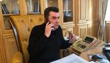 "Дуже багато свободи слова у нас фінансується з Росії", - Данілов про закриття телеканалу "Наш"