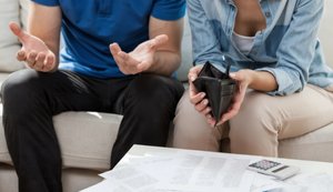 Виконавчі провадження в Україні: лише 1,5 копійки з гривні боргу стягували у 2025 році