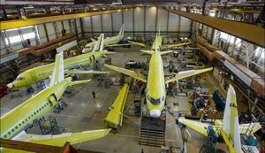 Найбільший виробник літаків у Росії масово звільняє працівників