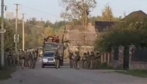 "Бурштинові" нелегали на Рівненщині намагалися чинити опір під час спецоперації СБУ: "Зараз буде й вам огонь, бл#дь!". ВIДЕО