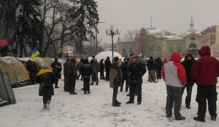 Митингующие убрали часть палаток из-под Рады, - Егор Соболев. ВИДЕО
